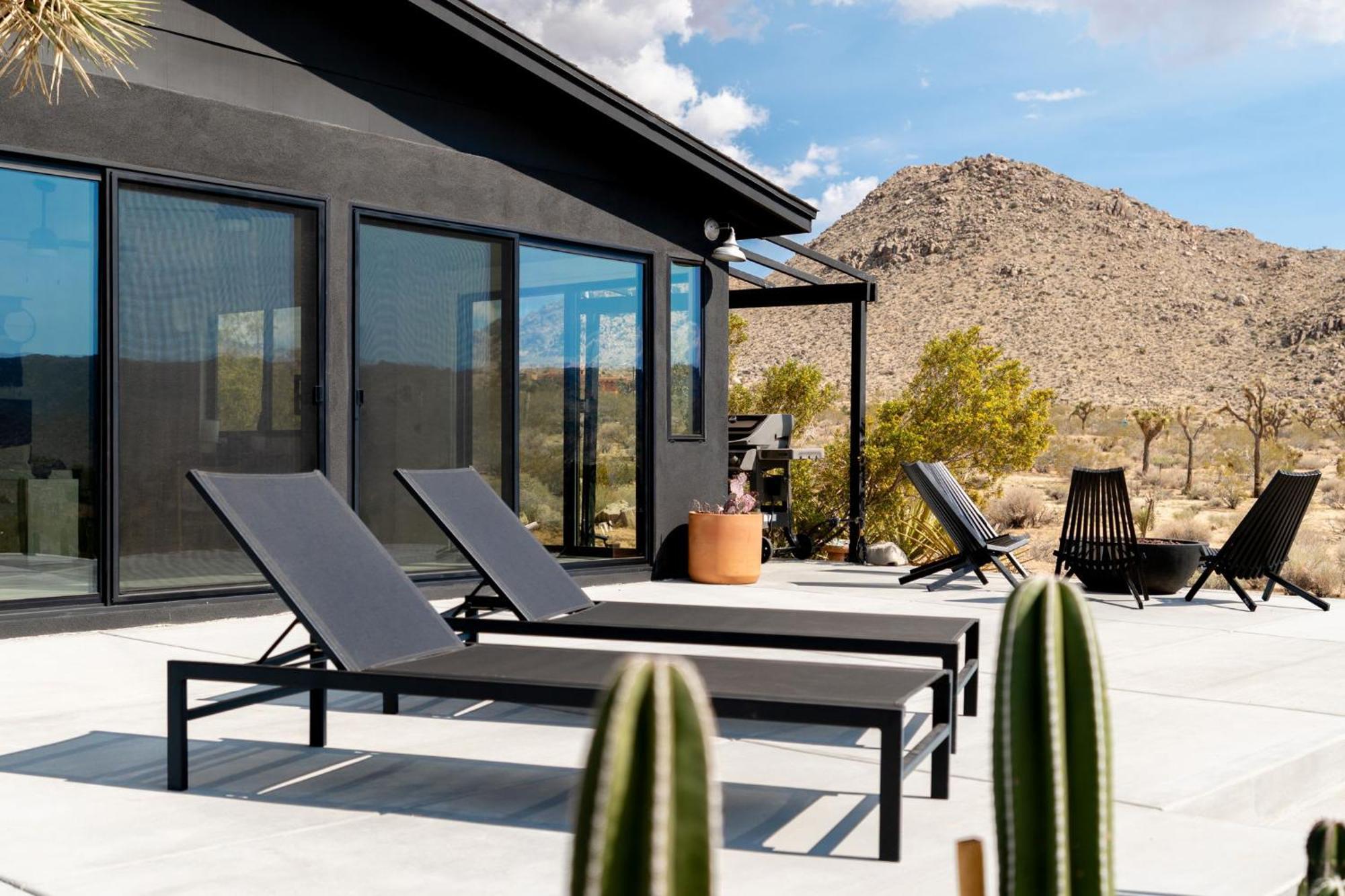 Sacred Haven L Cabin W Cowboy Pool At Park Entrance Joshua Tree Exterior foto